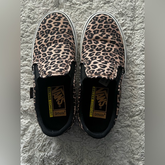 VANS cheetah print EUC - Picture 2 of 5